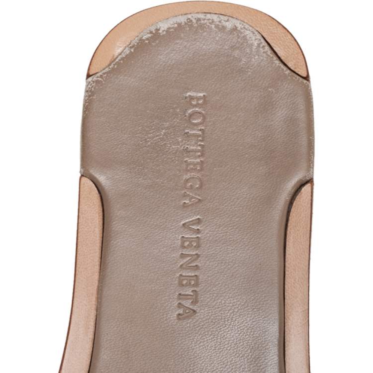 Pre Owned Bottega Veneta Beige Intrecciato Leather Slide Sandals Size 35