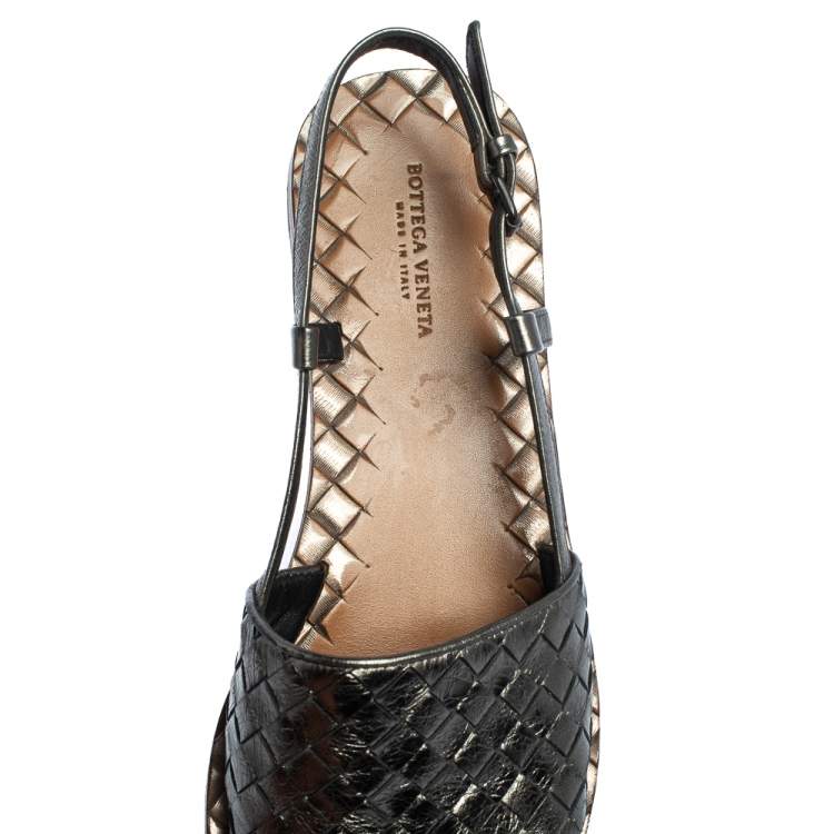 Pre Owned Bottega Veneta Metallic Grey Leather Slingback  Flat Sandals Size 37