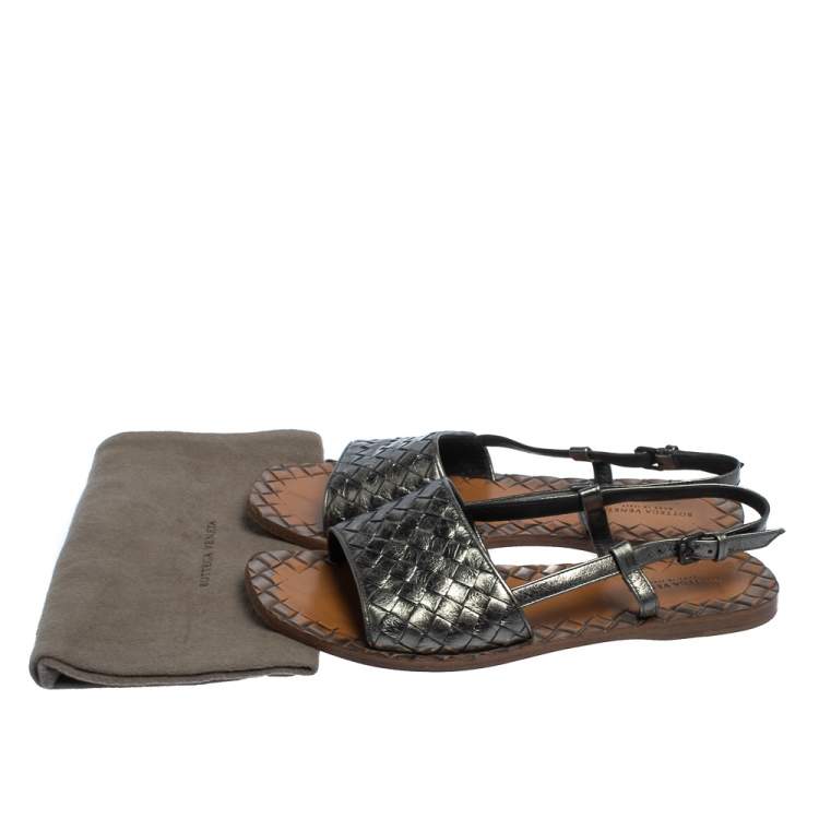 Pre Owned Bottega Veneta Metallic Grey Leather Slingback  Flat Sandals Size 37
