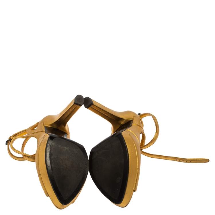 Pre Owned Bottega Veneta Gold Leather Cut-Out Criss Cross Platform Ankle Strap Sandals Size 38.5