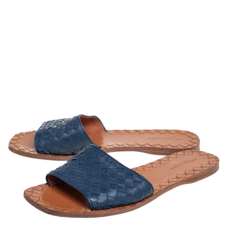 Pre Owned Bottega Veneta Blue Intrecciato Leather Slides Flat Size 38