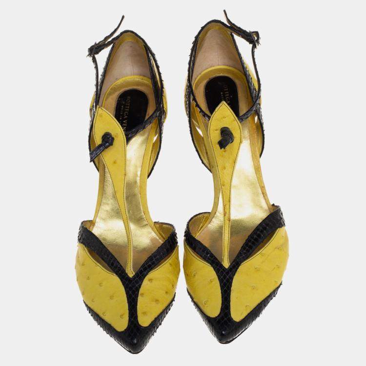 Pre Owned Bottega Veneta Yellow/Black  Ostrich And Python Ankle Strap Pumps Size 39