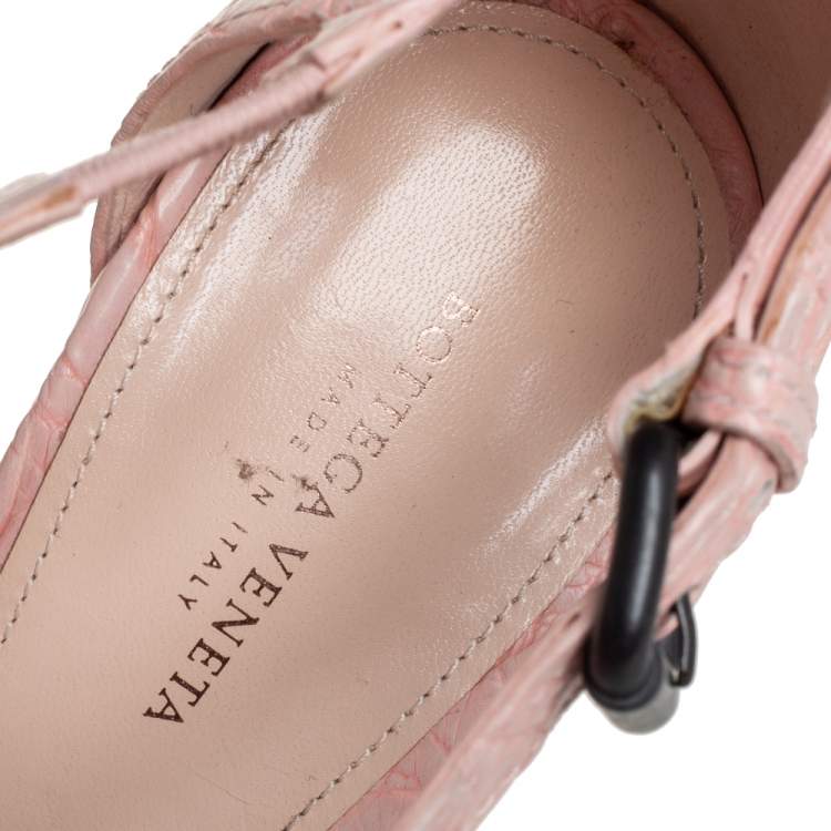 Pre Owned Bottega Veneta Pink Crocodile Leather Ankle Strap Sandals Size 36.5