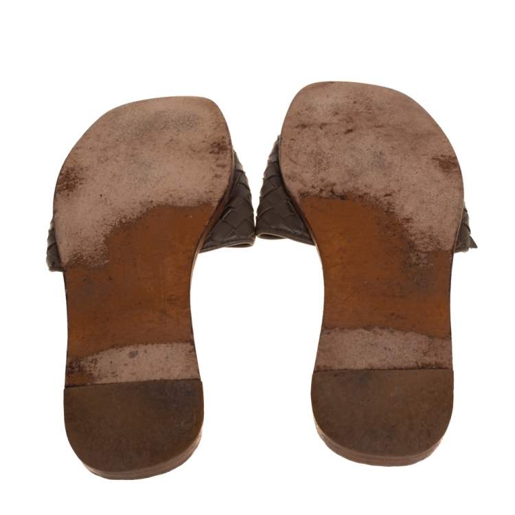 Pre Owned Bottega Veneta Grey Intrecciato Leather Flat Slides Size 37