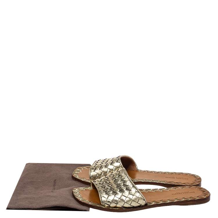 Pre Owned Bottega Veneta Gold Intrecciato Leather Slide Flats Size 38