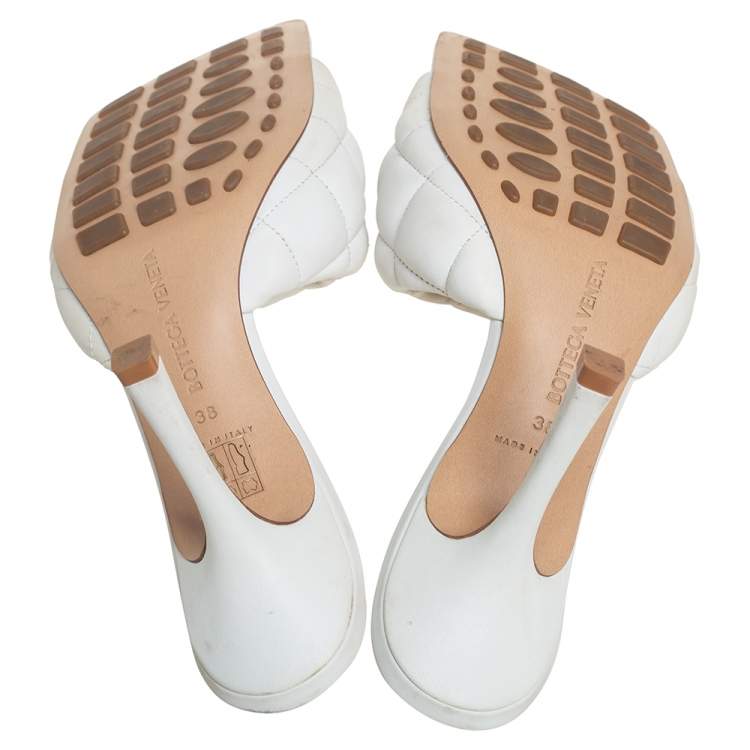 Pre Owned Bottega Veneta White Leather BV Lido Slide Sandals Size 38 