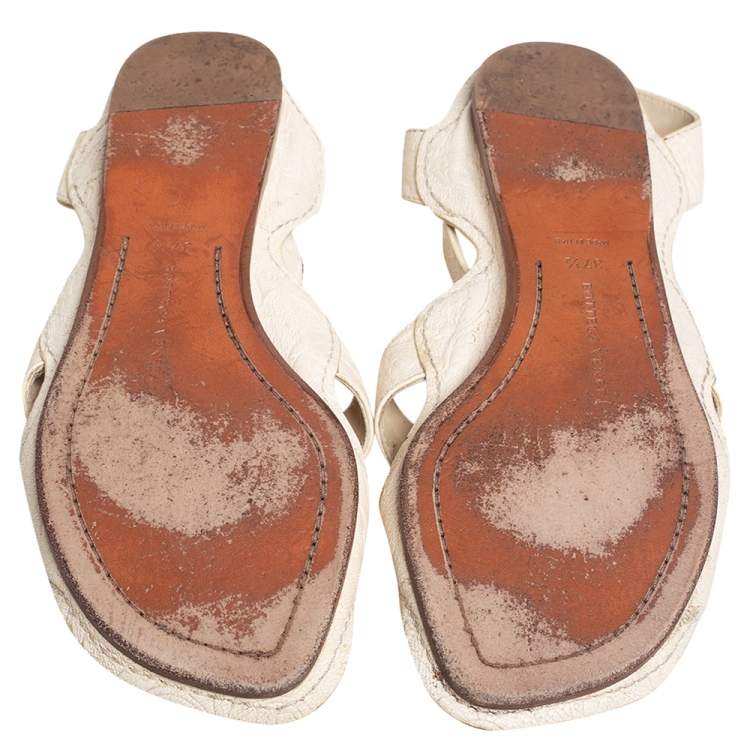 Pre Owned Bottega Veneta Cream Leather Butterfly Detail Flat Sandals Size 37.5