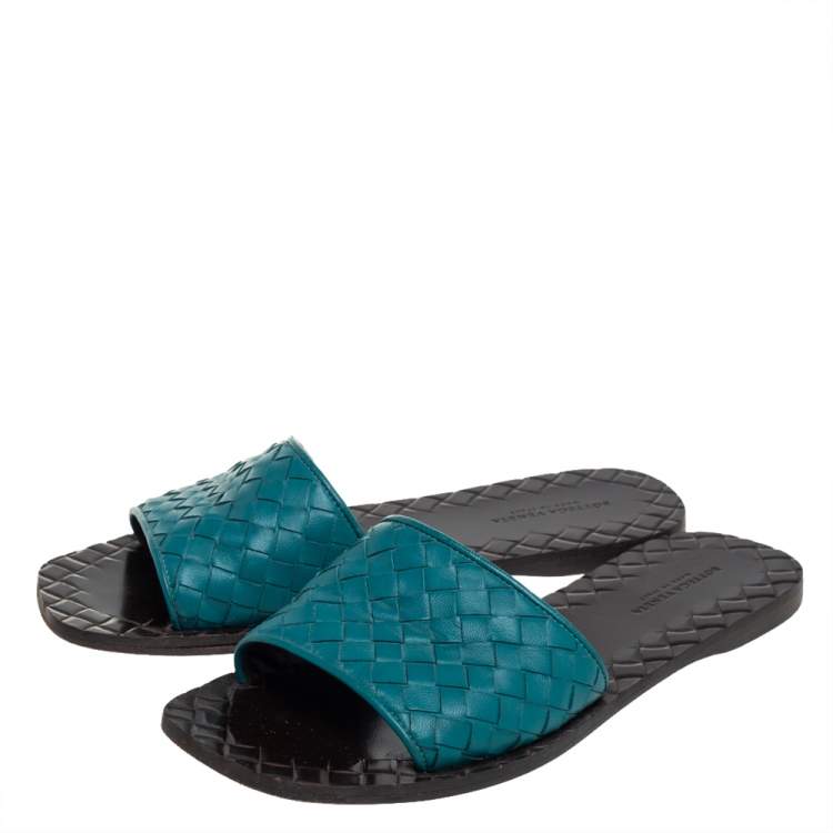 Pre Owned Bottega Veneta Blue Intrecciato Leather Flat Slide Size 36