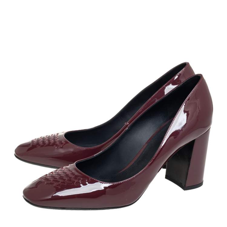 Pre Owned Bottega Veneta Burgundy Patent Leather Intrecciato Detail Block Heel Pumps Size 39