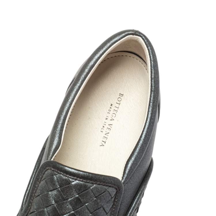 Pre Owned Bottega Veneta Grey Intrecciato Leather Dodger Slip On Sneakers Size 37.5