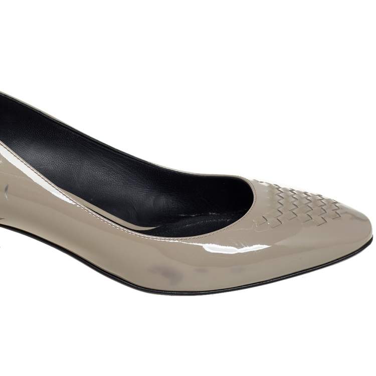 Pre Owned Bottega Veneta Grey Patent Leather Block Heel Pumps Size 37