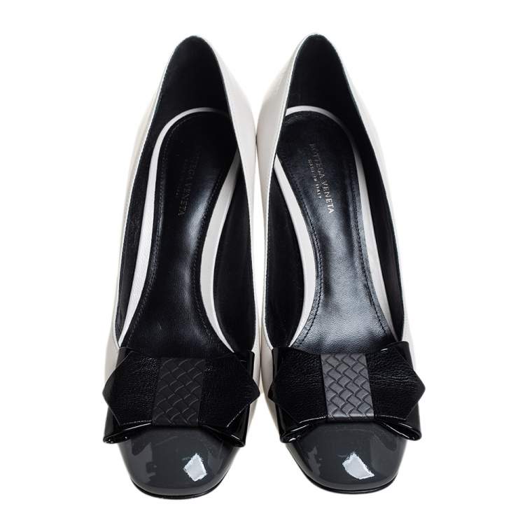 Pre Owned Bottega Veneta Tricolor Patent Leather And Leather Intrecciato Bow Pumps Size 38