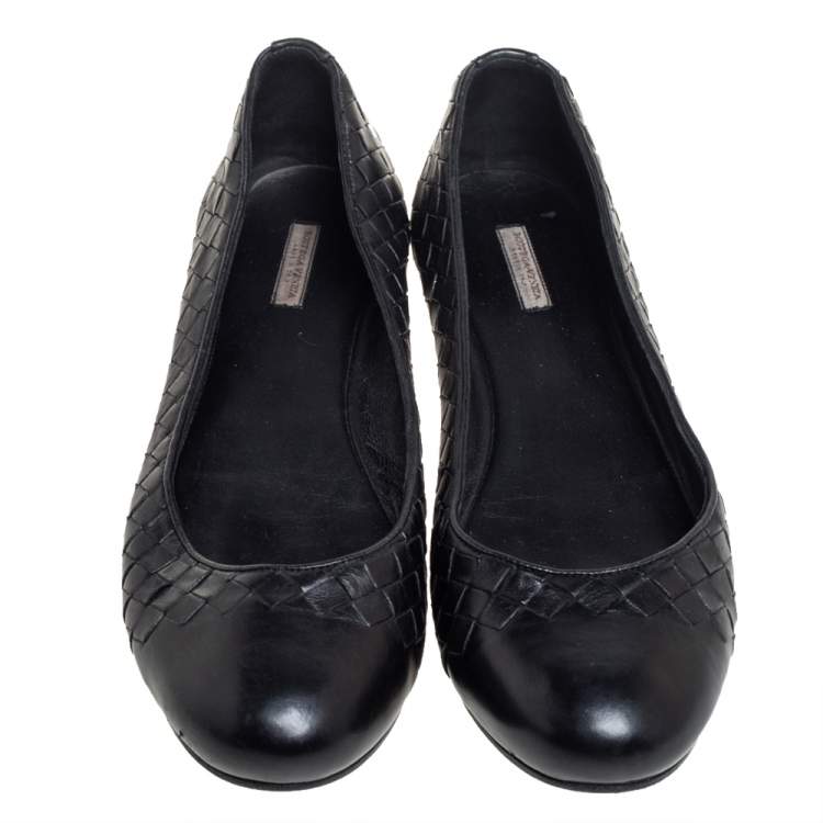 Pre Owned Bottega Veneta Black Leather Ballet Flats Size 39.5