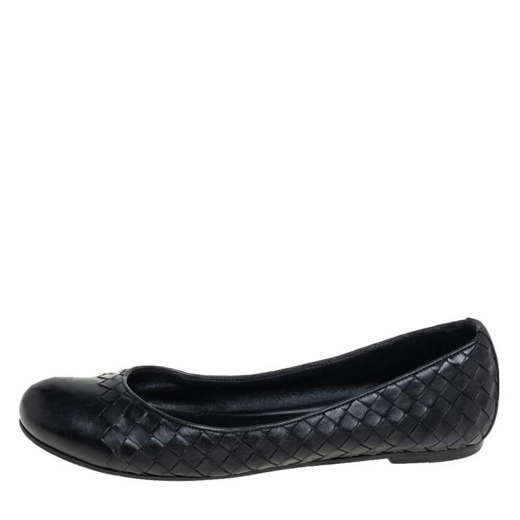 Pre Owned Bottega Veneta Black Leather Ballet Flats Size 39.5