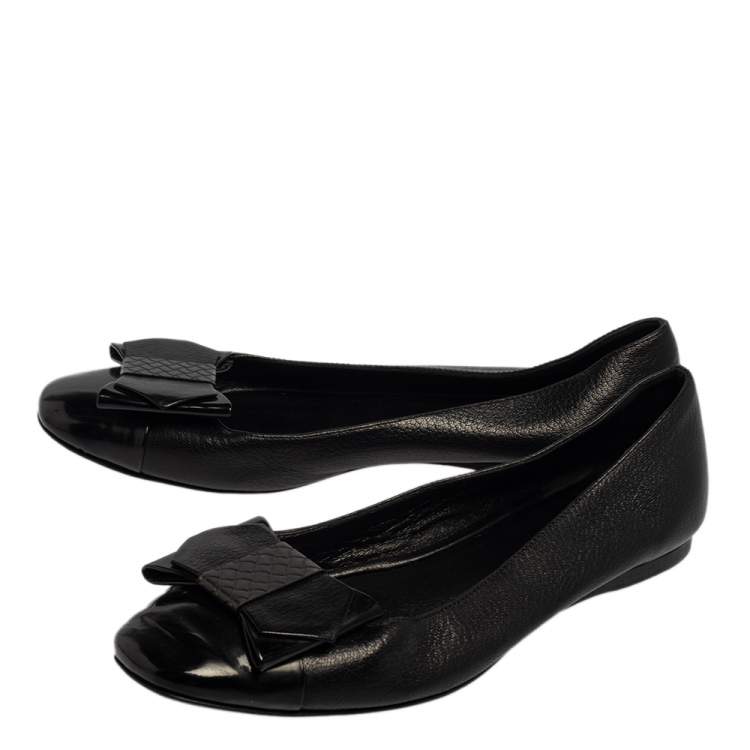 Pre Owned Bottega Veneta Black Leather  And Patent Bow Ballet Flats Size 39