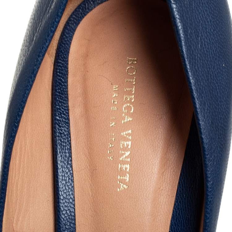 Pre Owned Bottega Veneta Blue Leather  Peep Toe Pumps Size 38