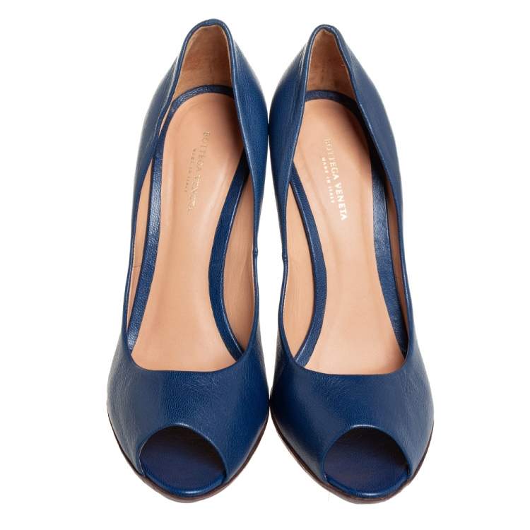 Pre Owned Bottega Veneta Blue Leather  Peep Toe Pumps Size 38