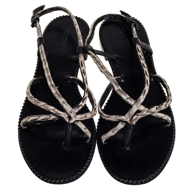 Pre Owned Bottega Veneta White/Black Leather Strappy Thong Sandals Size 41