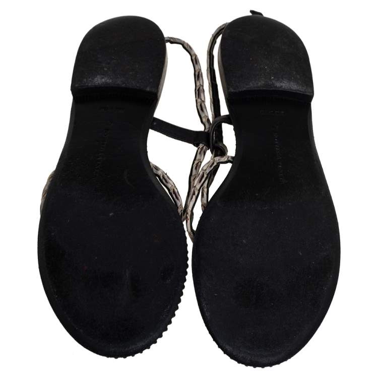 Pre Owned Bottega Veneta White/Black Leather Strappy Thong Sandals Size 41