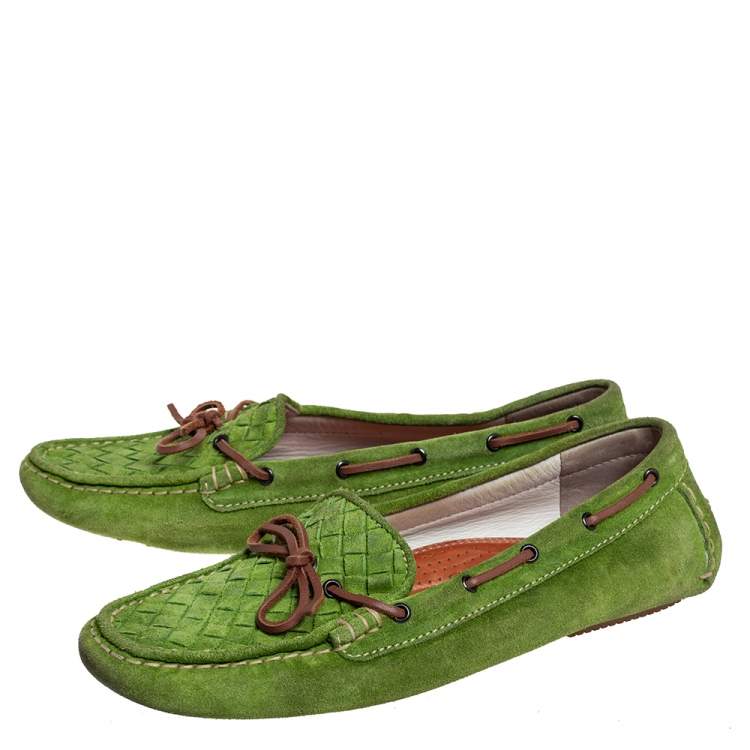 Pre Owned Bottega Veneta Green/Brown Intrecciato Suede Bow Slip On Loafers Size 38.5