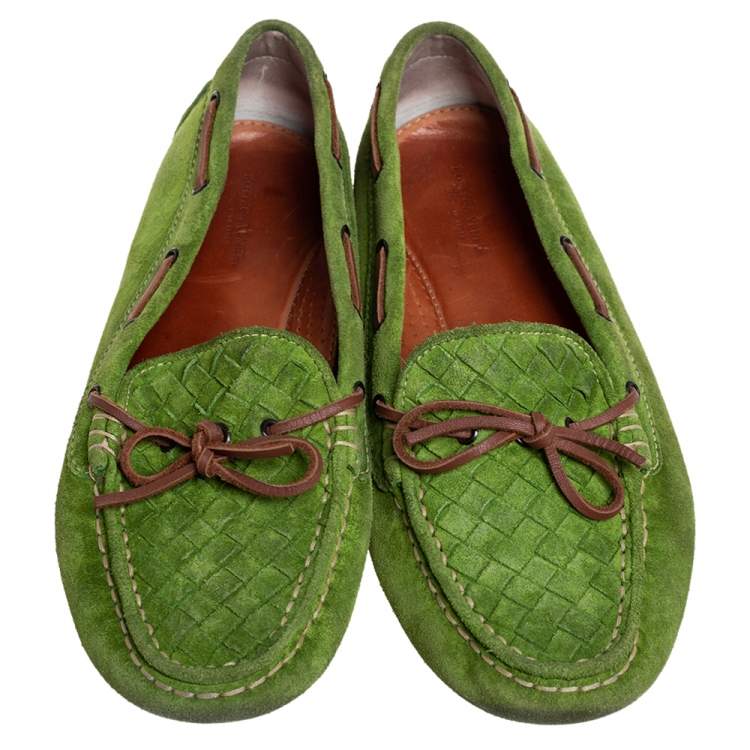 Pre Owned Bottega Veneta Green/Brown Intrecciato Suede Bow Slip On Loafers Size 38.5