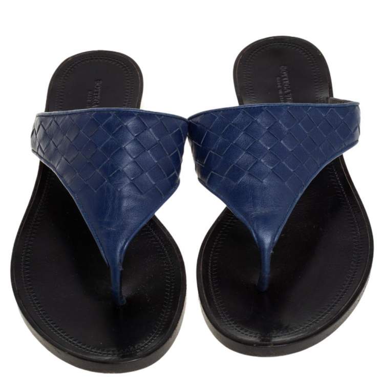Pre Owned Bottega Veneta Blue Intrecciato Leather Thong Flats Size 37