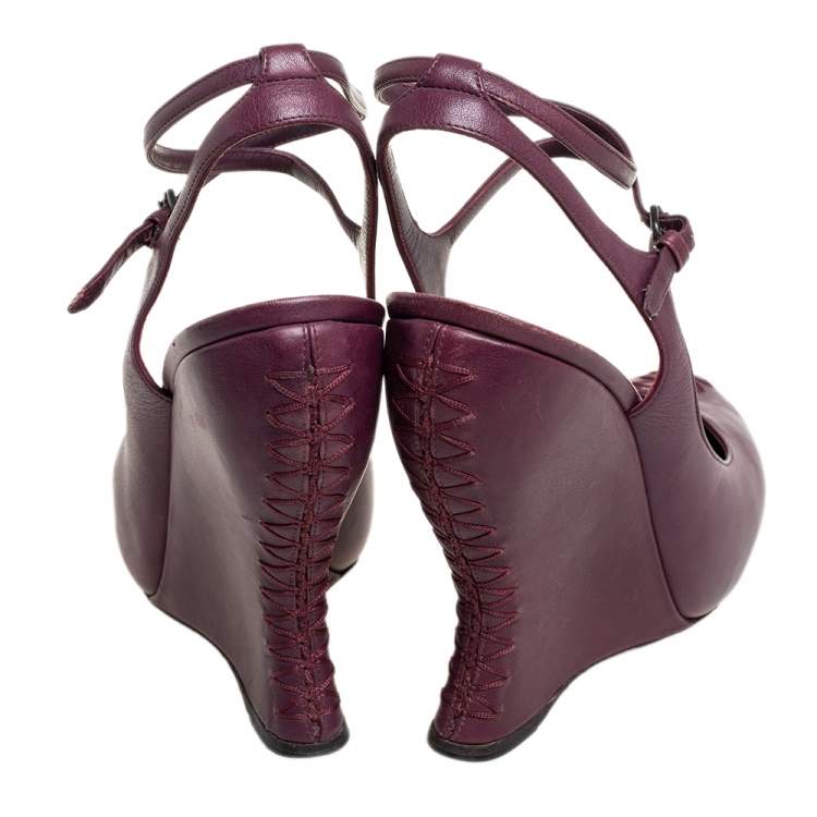 Pre Owned Bottega Veneta Dark Purple Leather Wedge Pumps Size 40