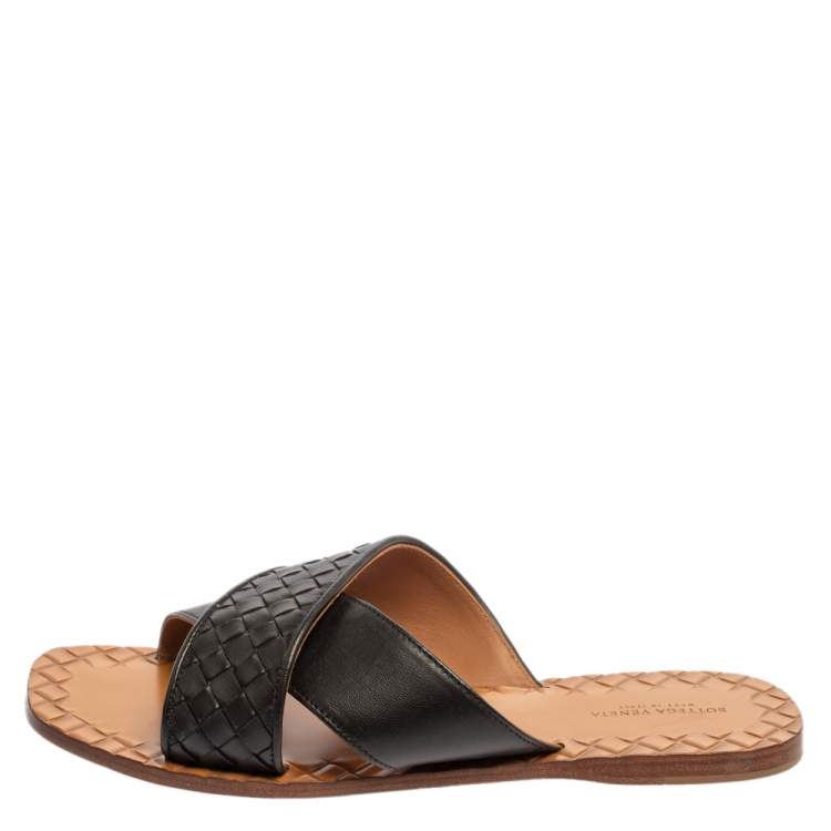 Pre Owned Bottega Veneta Black Intrecciato Leather Ravello Criss Cross Flat Slides Size 39