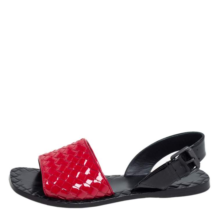 Pre Owned Bottega Black/Red Patent Leather Veneta Slingback Sandals Size 36