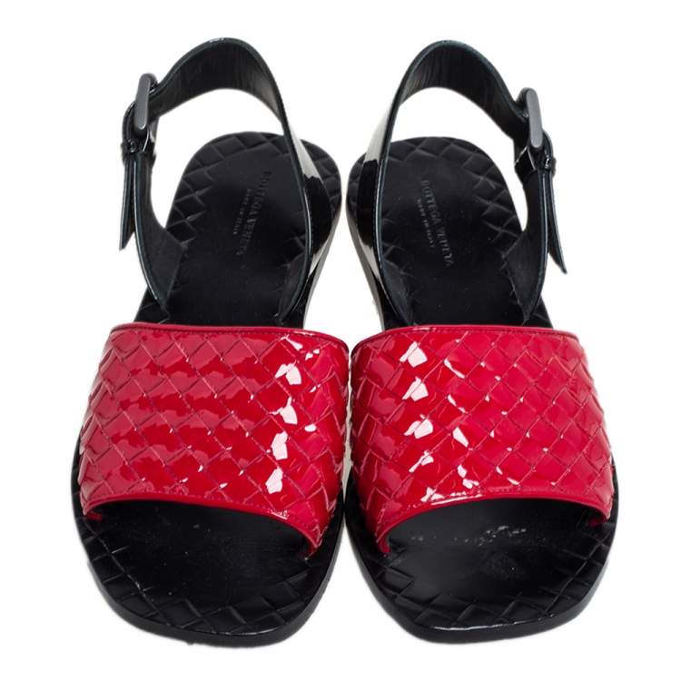 Pre Owned Bottega Black/Red Patent Leather Veneta Slingback Sandals Size 36