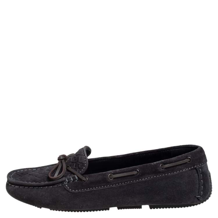Pre Owned Bottega Veneta Black Intrecciato Suede Bow Slip On Loafers Size 36.5