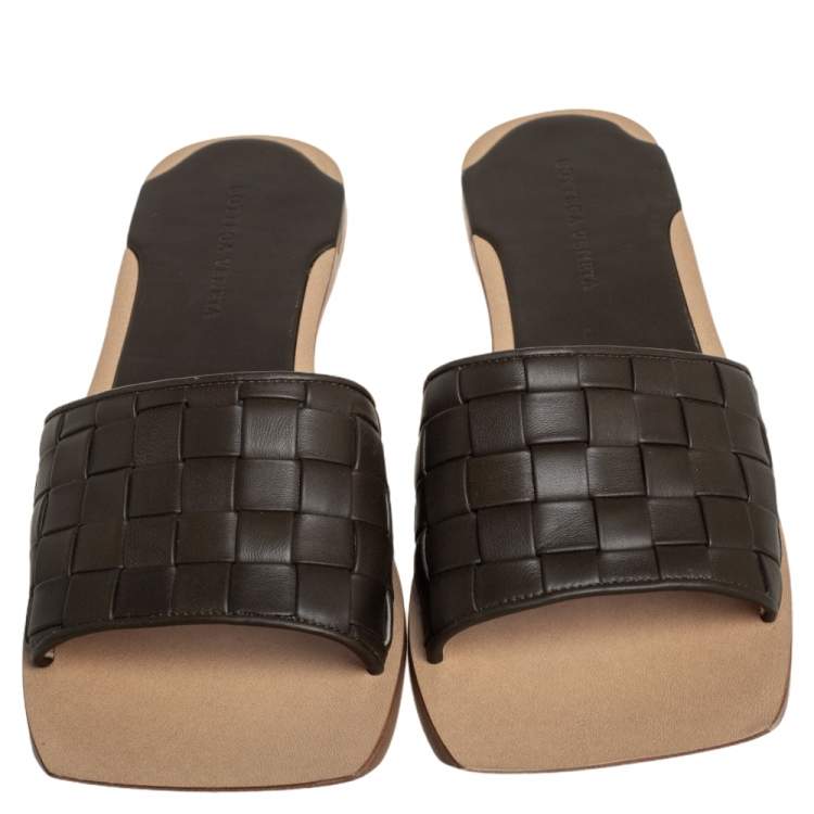 Pre Owned Bottega Veneta Dark Olive Green Intrecciato Leather Slide Flats Size 40.5