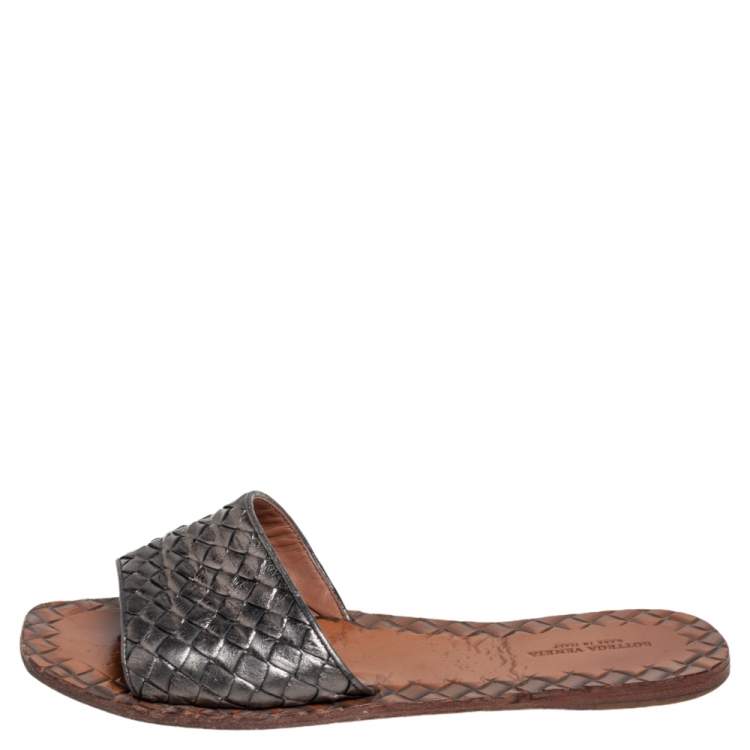 Pre Owned Bottega Veneta Metallic Grey Intrecciato Leather Ravello Flats Size 39