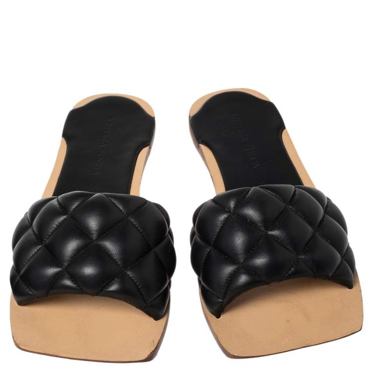 Pre Owned Bottega Veneta Black Quilted Leather Flat Slides Size 38