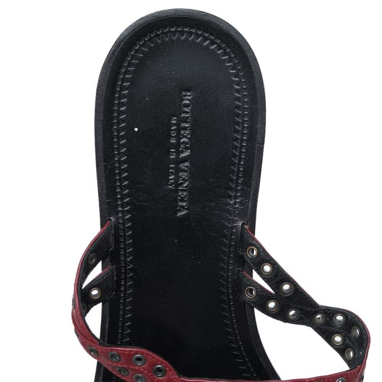 Pre Owned Bottega Veneta Burgundy Leather Thong Sandals Size 38.5