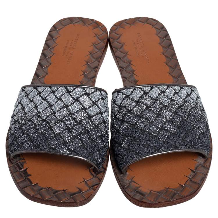Pre Owned Bottega Veneta Metallic Grey/Silver Intrecciato Fabric Slide Flats Size 36