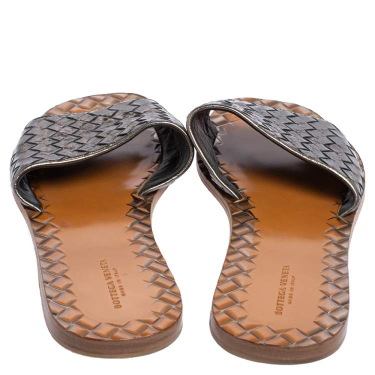 Pre Owned Bottega Veneta Metallic Grey Intrecciato Leather Flat Slides Size 39