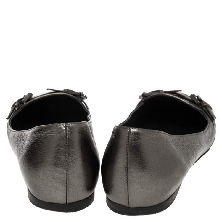 Pre Owned Bottega Veneta Metallic Leather Cross Buckle Strap Ballet Flats Size 39