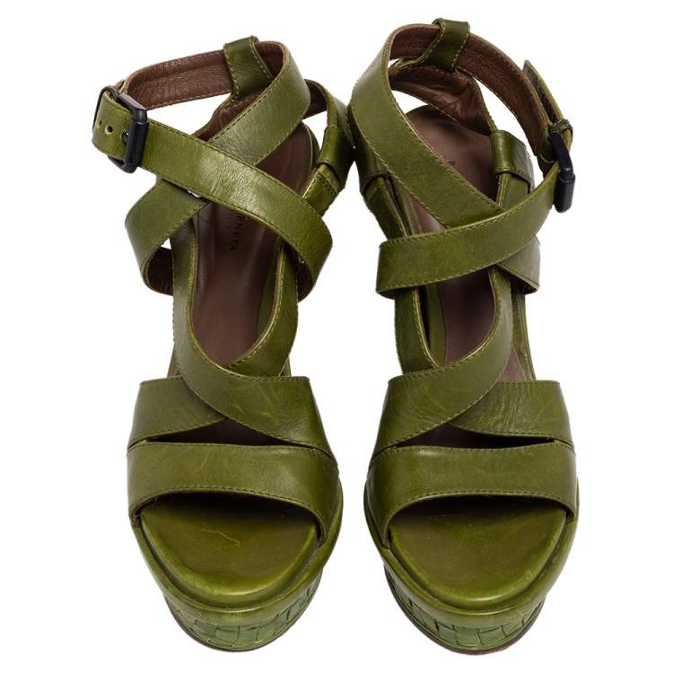 Pre Owned Bottega Veneta Green Intrecciato And Leather Wedge Sandals Size 38