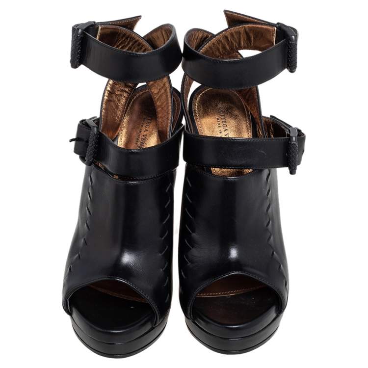 Pre Owned Bottega Veneta Black Leather Buckle Detail Open Toe Sandals Size 38.5