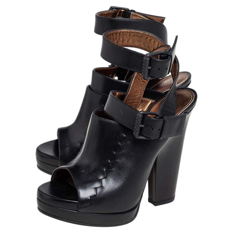 Pre Owned Bottega Veneta Black Leather Buckle Detail Open Toe Sandals Size 38.5