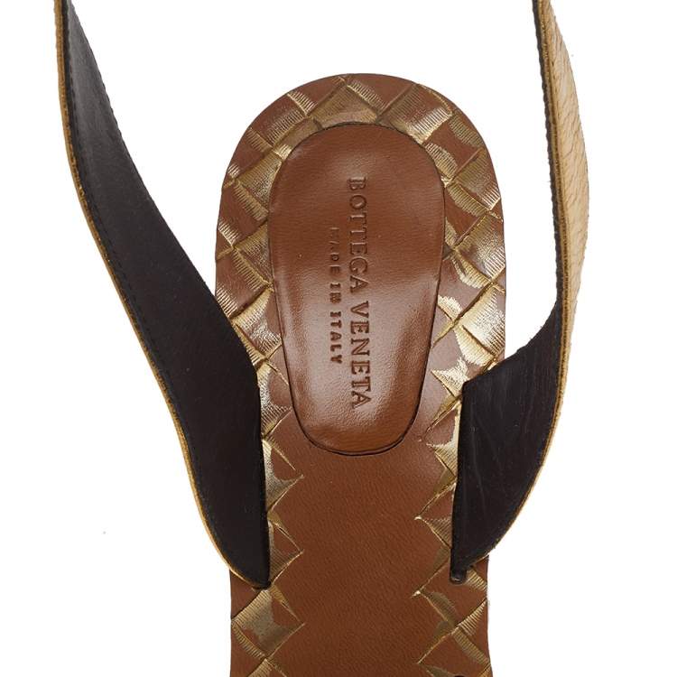 Pre Owned Bottega Veneta Gold Intrecciato Leather Block Heel Sandals Size 40