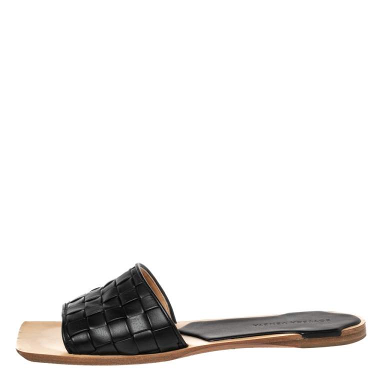 Pre Owned Bottega Veneta Black Intrecciato Leather Slide Flats Size 41.5