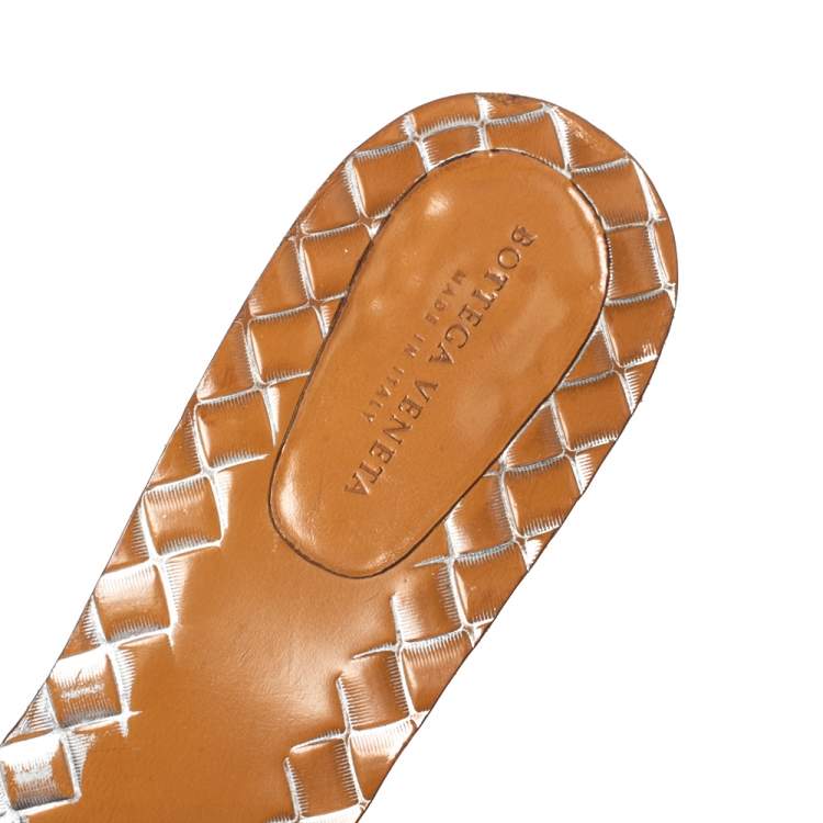 Pre Owned Bottega Veneta Metallic Silver Intrecciato Leather Slide  Sandals Size 39.5