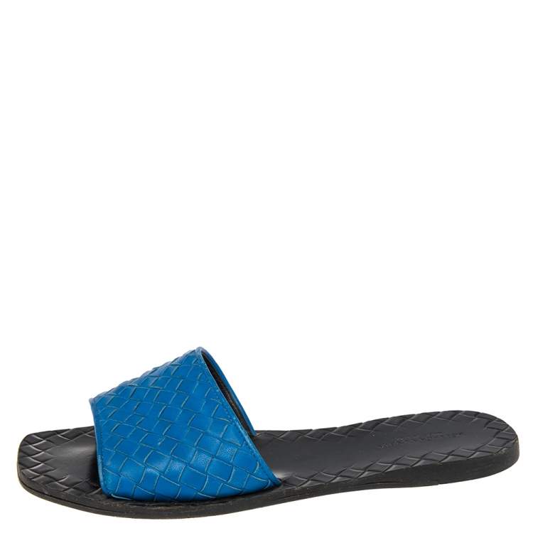 Pre Owned Bottega Veneta Blue Intrecciato Leather Flat Slides Size 38