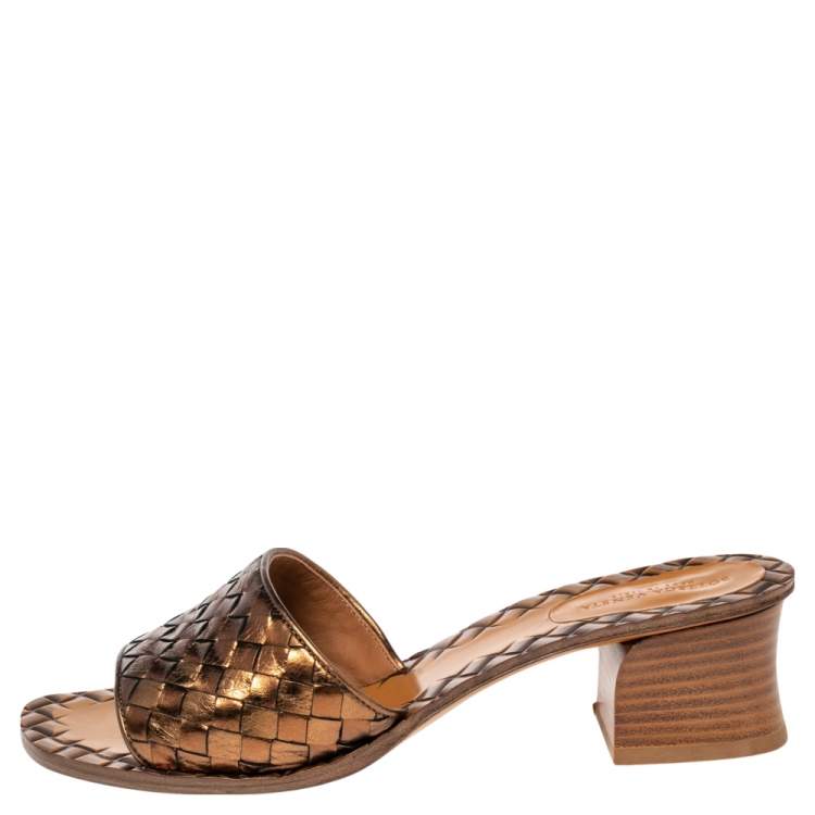 Pre Owned Bottega Veneta Metallic Brown Intrecciato Leather Ravello Slide Sandals Size 37