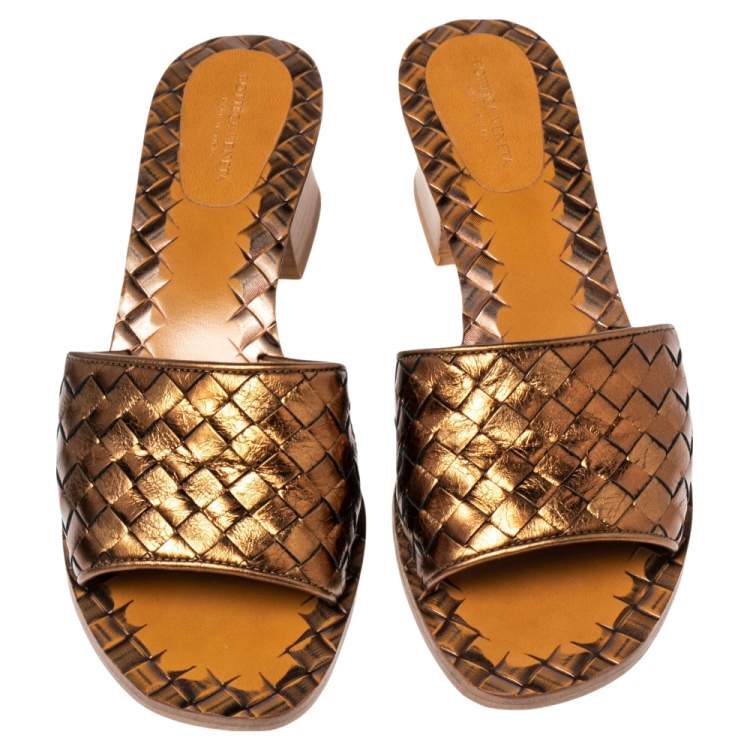 Pre Owned Bottega Veneta Metallic Brown Intrecciato Leather Ravello Slide Sandals Size 37