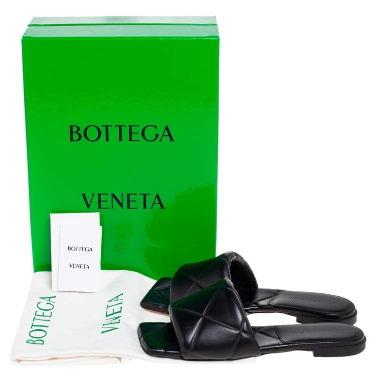 Pre Owned Bottega Veneta Black Leather Lido Flat Slides Size 37