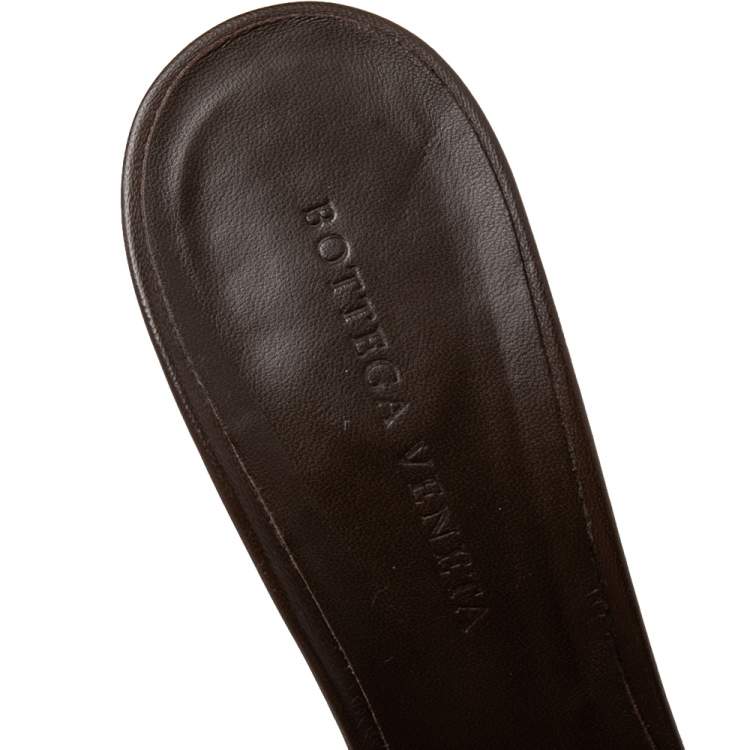 Pre Owned Bottega Veneta Dark Brown Padded Leather Slide Sandals Size 39