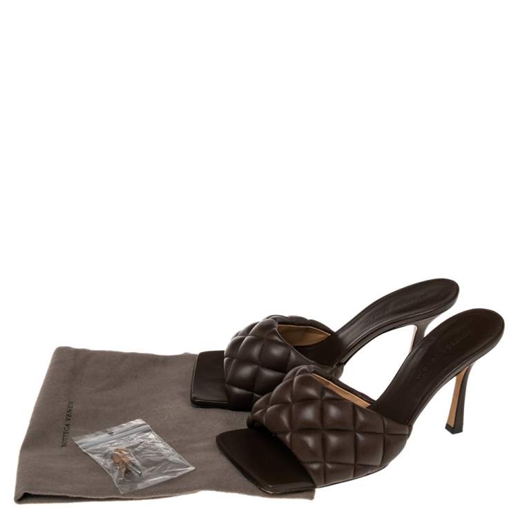 Pre Owned Bottega Veneta Dark Brown Padded Leather Slide Sandals Size 39
